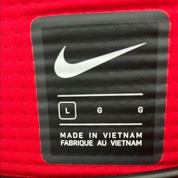 Nike Tech Fleece | Black and Red - Picture 2 of 5